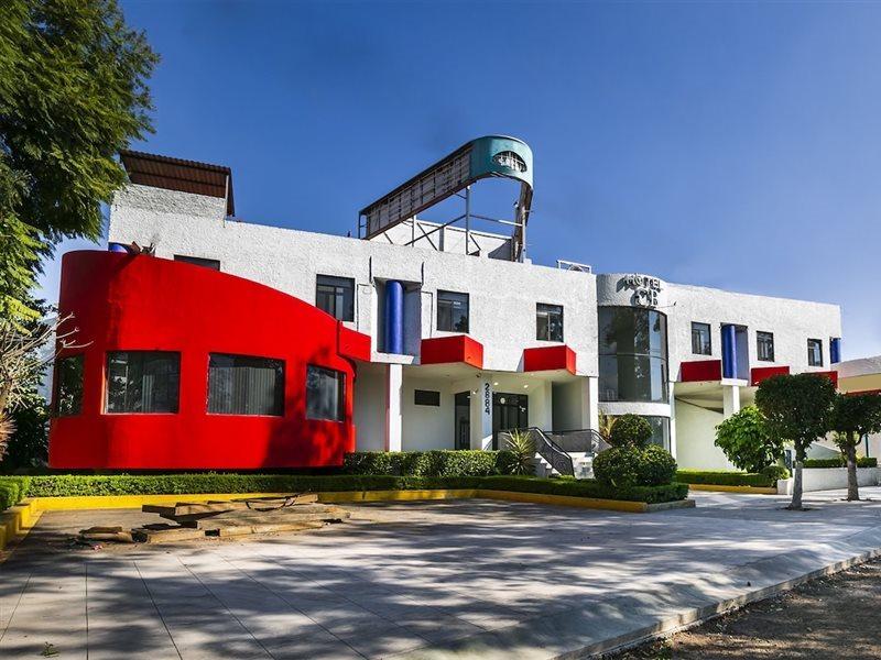 Capital O Hotel Casa Blanca, Morelia Exterior photo